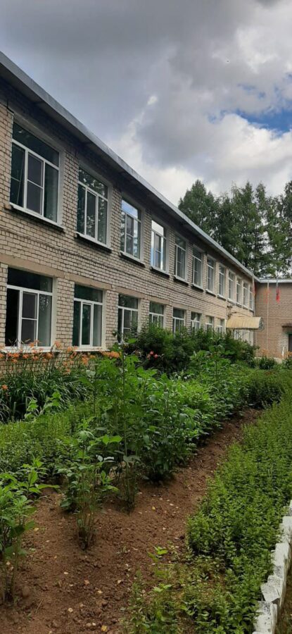 В Коробинской школе Зубцовского района капитально отремонтировали кровлю