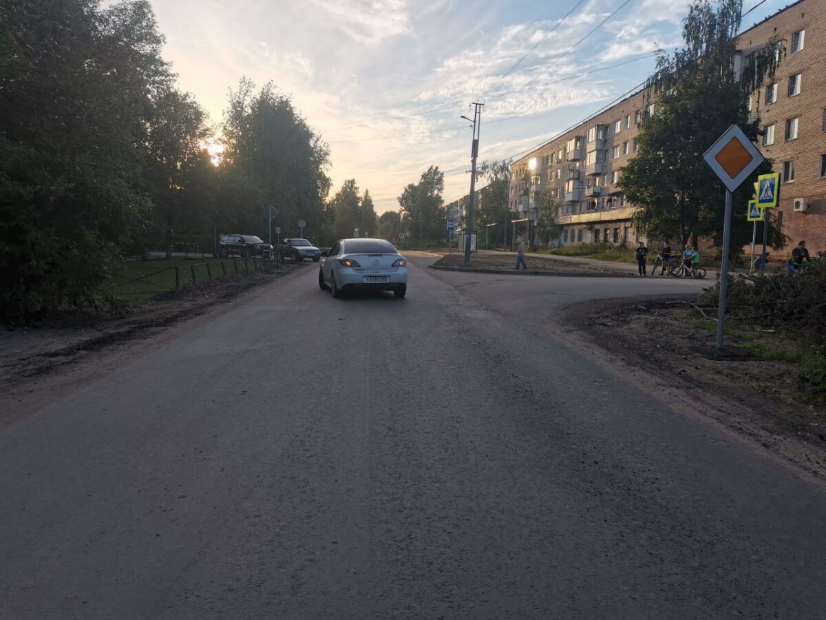 В Тверской области женщина на «Мазде» сбила мальчика на велосипеде