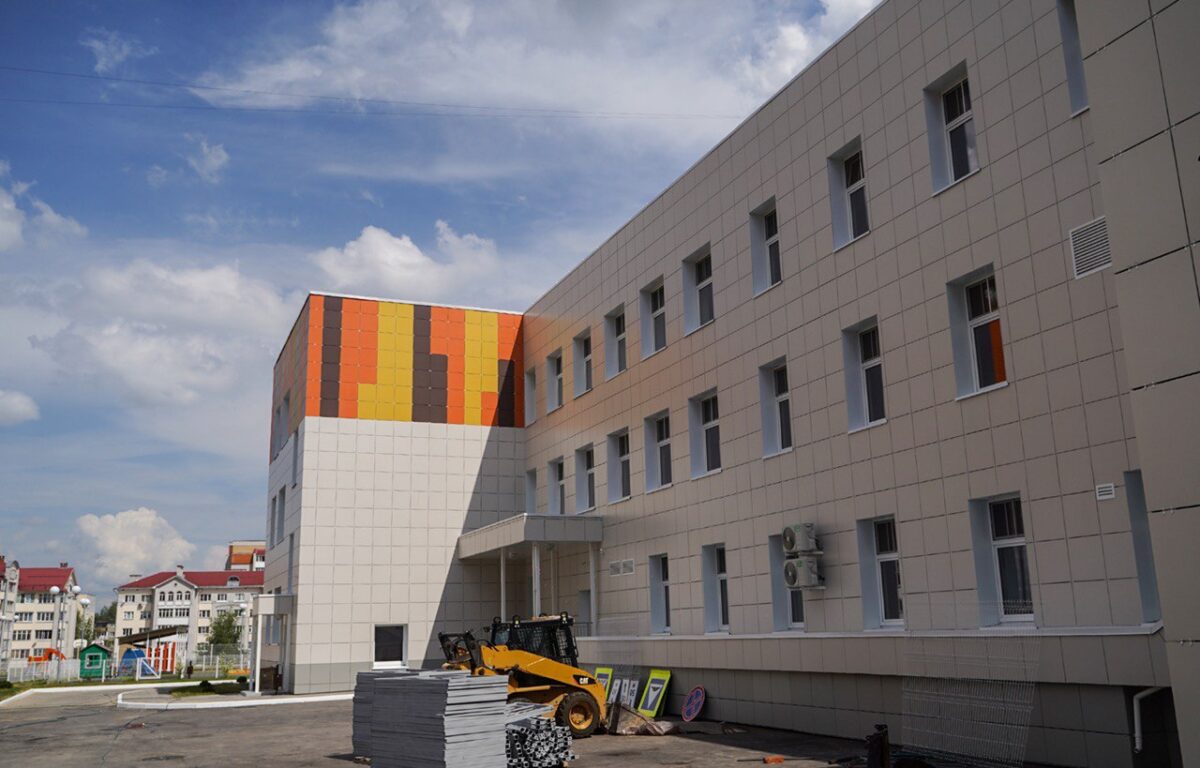 Игорь Руденя проинспектировал строительство детских садов в Твери