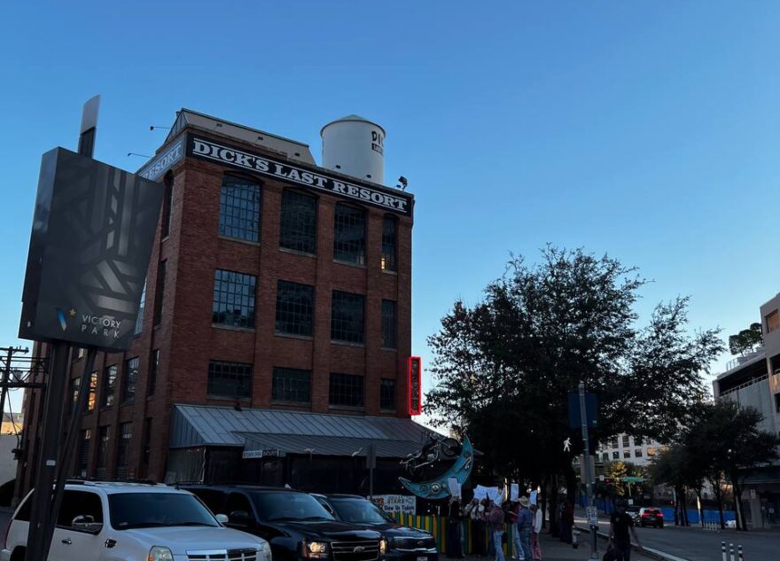 Жара, залив и селедка под шубой: тверитянка, переехавшая в Америку, рассказала о тонкостях эмиграции Жара, залив и селедка под шубой: тверитянка, переехавшая в Америку, рассказала о тонкостях эмиграции