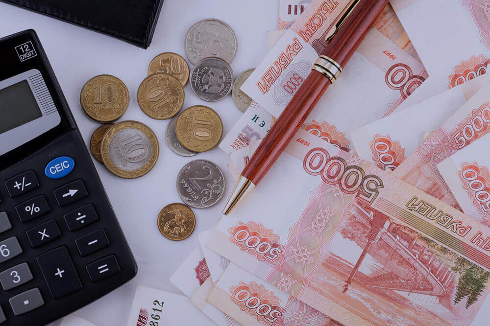 Жителю Твери не выплачивали зарплату на официальной работе