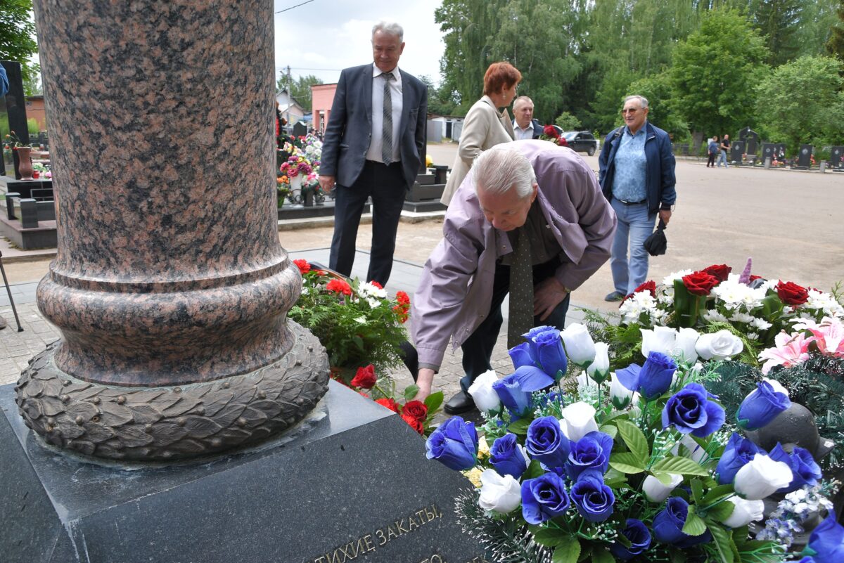 В Твери почтили память первого мэра города Александра Белоусова