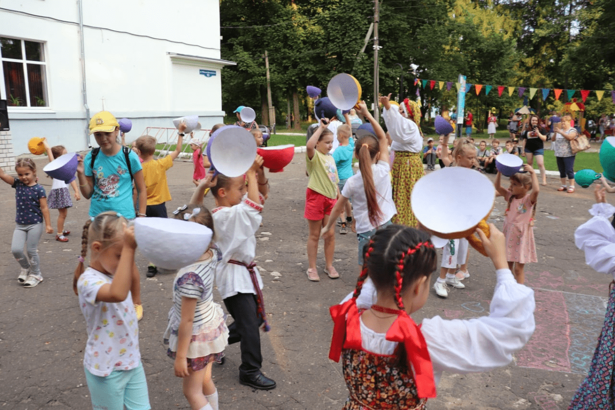 В Тверской области дом культуры посёлка Сахарово открыл творческий сезон |  ТОП Тверь новости