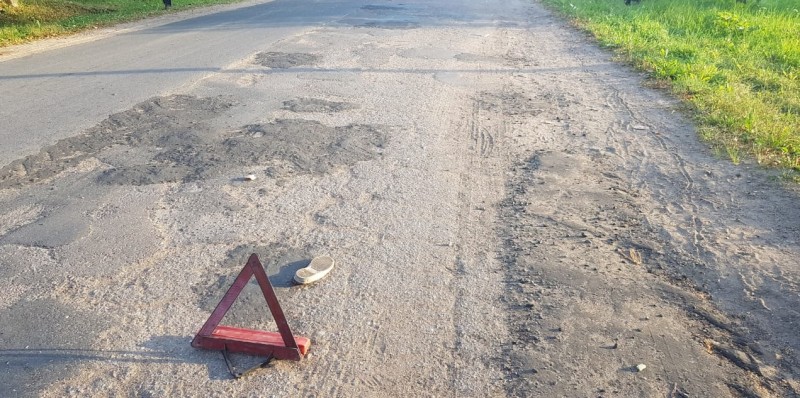 В Тверской области разыскали водителя, который насмерть сбил пожилую женщину В Тверской области разыскали водителя, который насмерть сбил пожилую женщину