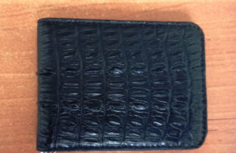 Кошелёк с долларами украли у москвича в Тверской области Кошелёк с долларами украли у москвича в Тверской области