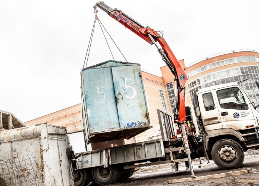В Тверской области мужчина украл целый гараж