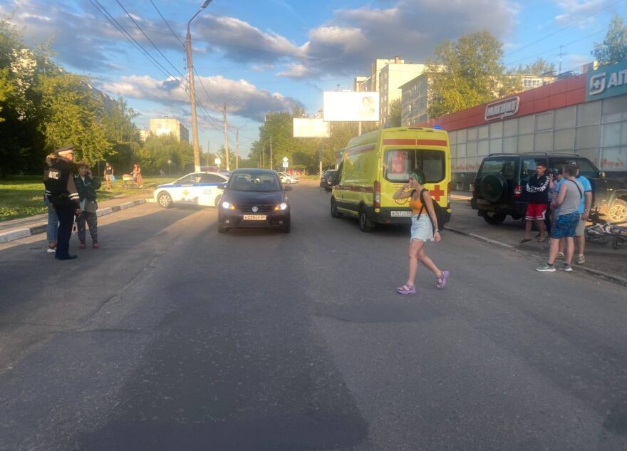 В Твери женщина-водитель сбила перебегавшую дорогу пенсионерку В Твери женщина-водитель сбила перебегавшую дорогу пенсионерку