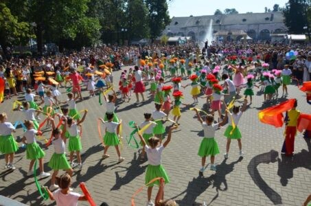 Вышний Волочек масштабно отпраздновал День округа Вышний Волочек масштабно отпраздновал День округа