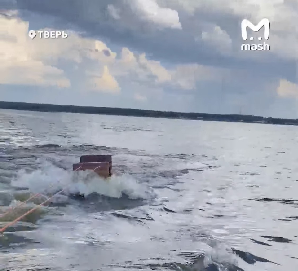 Житель Твери изобрел водное кресло-качалку