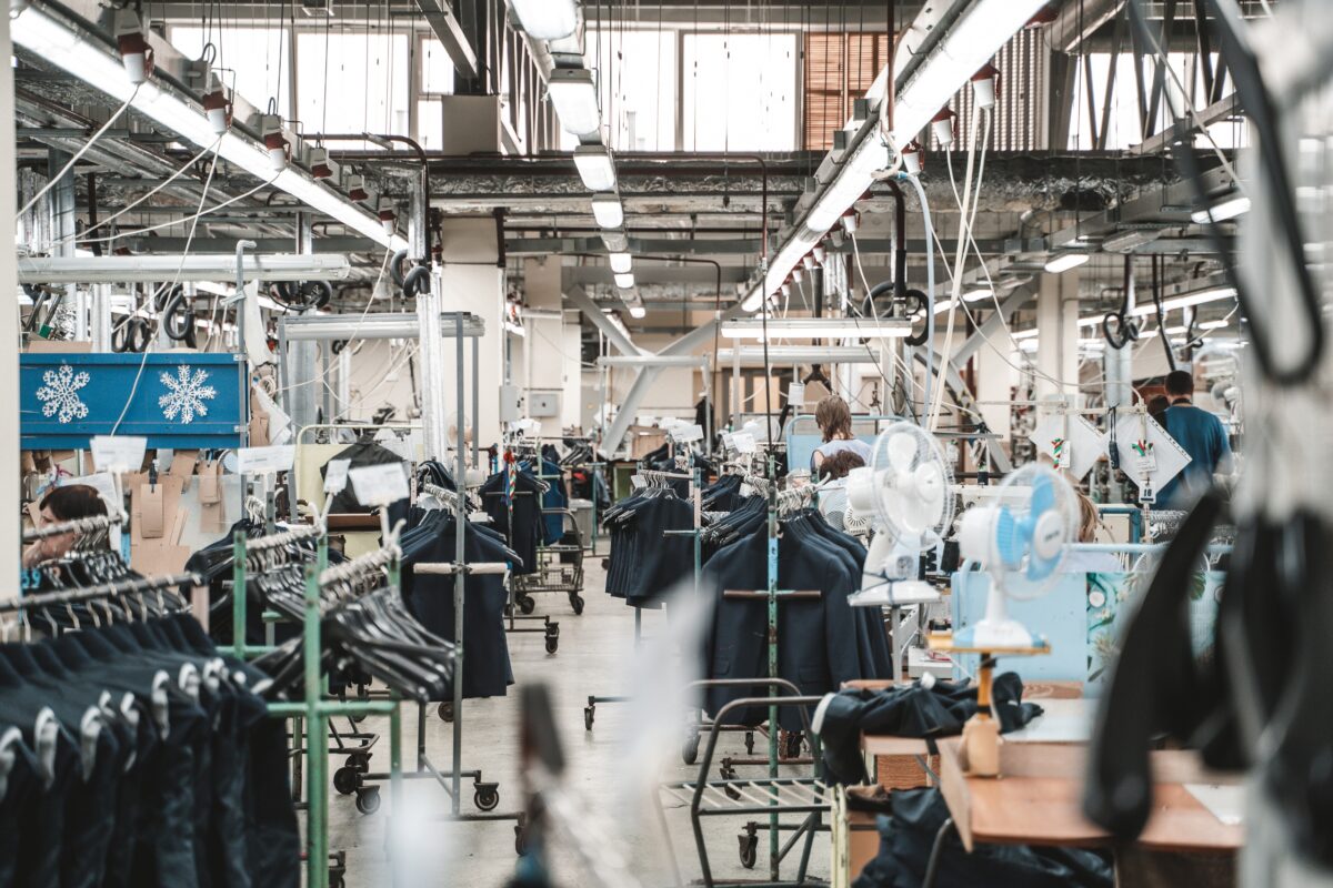 В Тверской области расширили список получателей бесплатной школьной формы