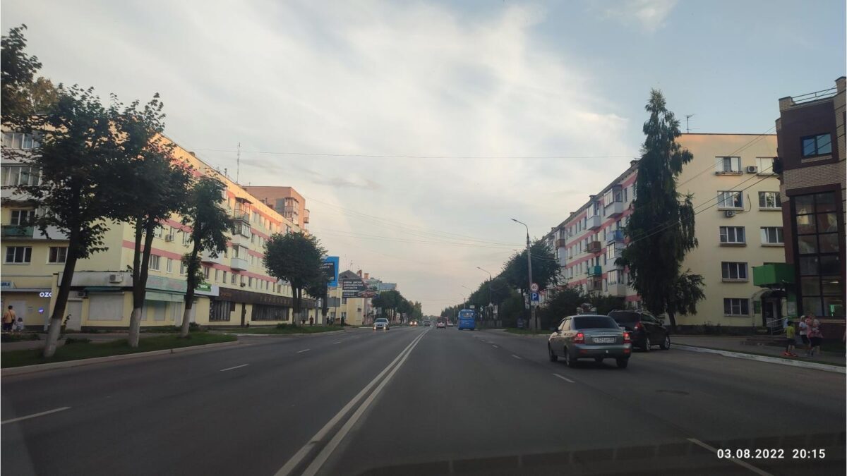 В Тверской области ребенок выбежал под колеса УАЗа