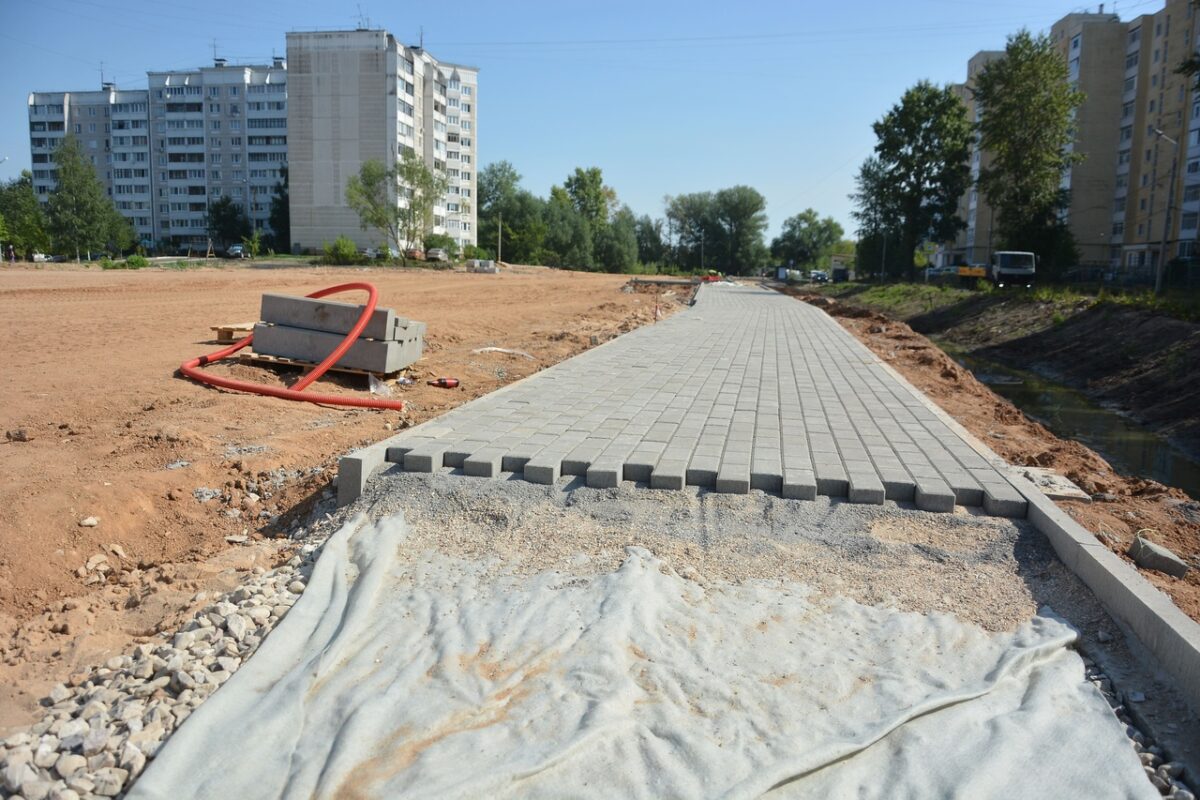 В Твери благоустраивают зоны отдыха в Мигалово и на улице Хромова