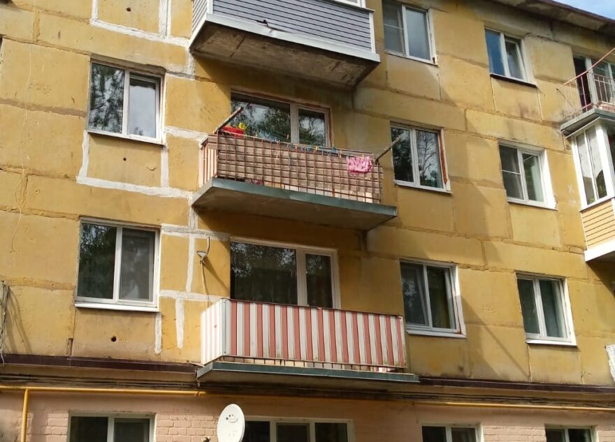 В Тверской области 2-летний мальчик выжил после падения из окна В Тверской области 2-летний мальчик выжил после падения из окна