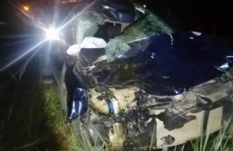 В Тверской области иномарка "вылетела" в кювет и врезалась в дерево