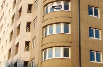 Неизвестные проникли на охраняемую стройку в Твери, чтобы прорекламировать наркотики Неизвестные проникли на охраняемую стройку в Твери, чтобы прорекламировать наркотики