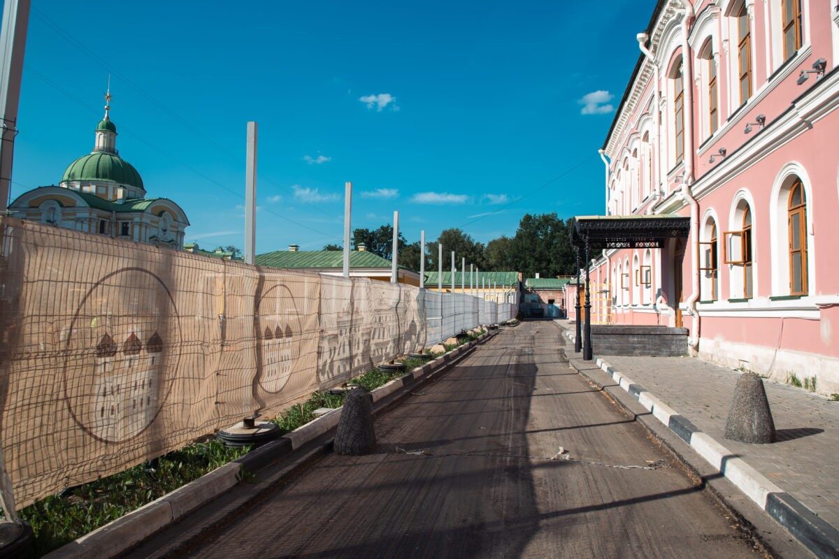 Дорожные работы и благоустройство территории: как преображается исторический центр Твери