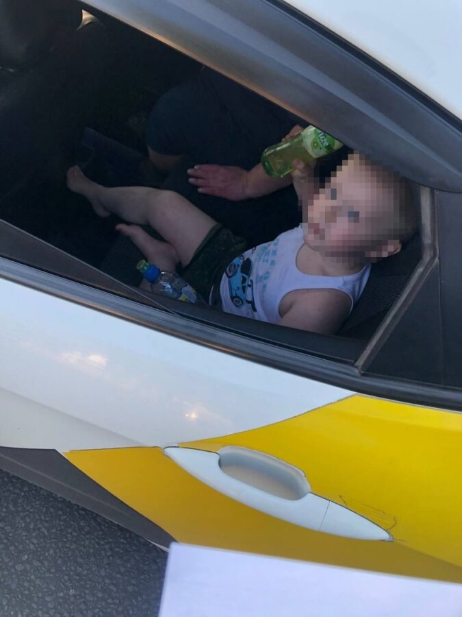 Водители такси в Твери работали без регистрации и нарушали правила перевозки