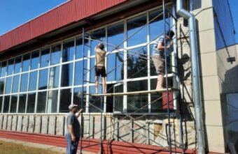 В Вышнем Волочке отремонтируют бассейн "Аквамарин"