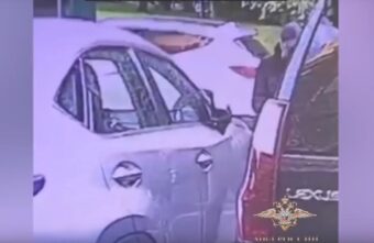 В Тверской области задержали угонщиков внедорожников на 14 миллионов рублей В Тверской области задержали угонщиков внедорожников на 14 миллионов рублей