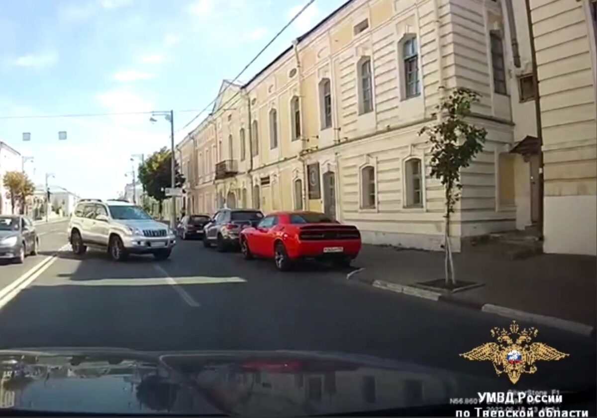 В Твери нарушителя правил дорожного движения привлекли к административной ответственности