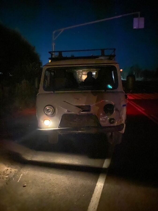 В ночном ДТП на трассе в Тверской области столкнулись «Мазда» и УАЗ