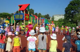 В детских садах Тверской области открыли две новые площадки В детских садах Тверской области открыли две новые площадки