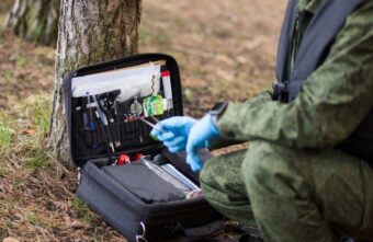 Житель Тверской области, который спрятал труп изнасилованной девушки в лесу, останется в СИЗО Житель Тверской области, который спрятал труп изнасилованной девушки в лесу, останется в СИЗО