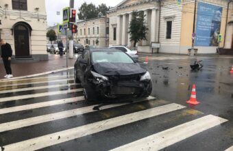 Полуторагодовалый ребёнок пострадал в серьёзной аварии в Твери Полуторагодовалый ребёнок пострадал в серьёзной аварии в Твери