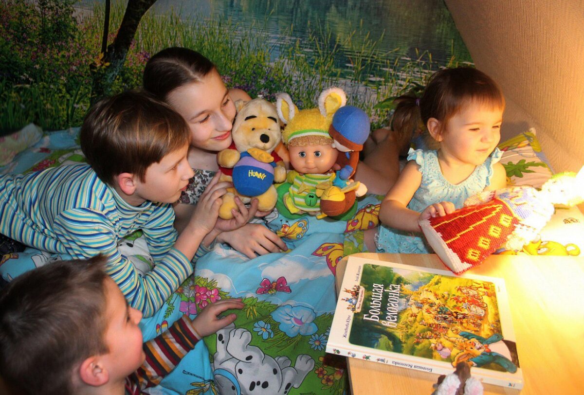 Больше 1 200 семей Тверской области получили в этом году свидетельства на региональный материнский капитал