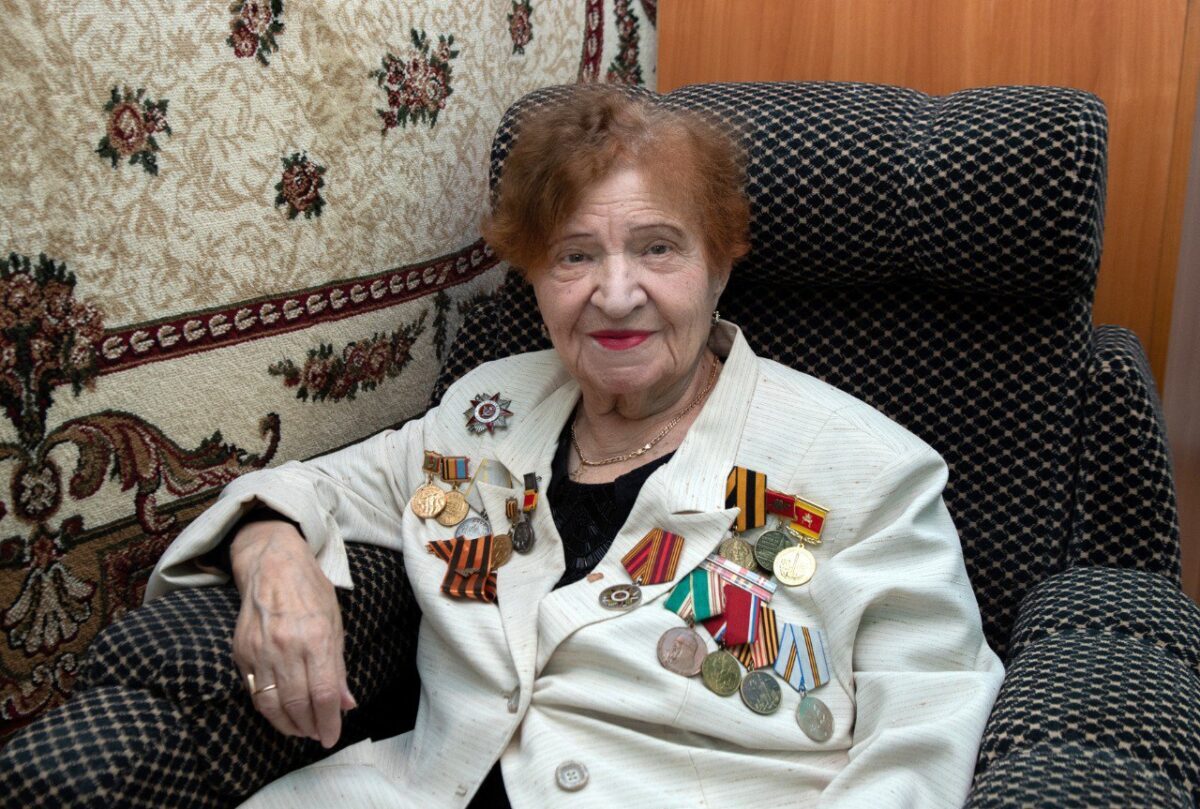 Игорь Руденя поздравил участницу Великой Отечественной войны с 97-летием