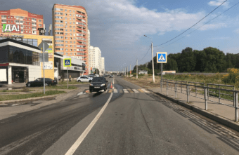 В Твери на пешеходном переходе наехали на 10-летнего велосипедиста