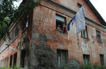 В России стартует новая программа расселения из аварийного жилья В России стартует новая программа расселения из аварийного жилья