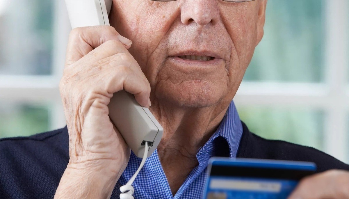 У тверитянина мошенники украли почти 2 миллиона рублей