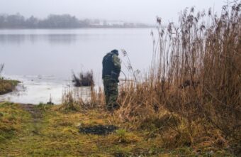 Тело пожилого мужчины нашли у берега реки в Тверской области Тело пожилого мужчины нашли у берега реки в Тверской области
