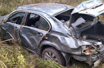 Иномарка "вылетела" в кювет в Тверской области, есть пострадавшие Иномарка "вылетела" в кювет в Тверской области, есть пострадавшие