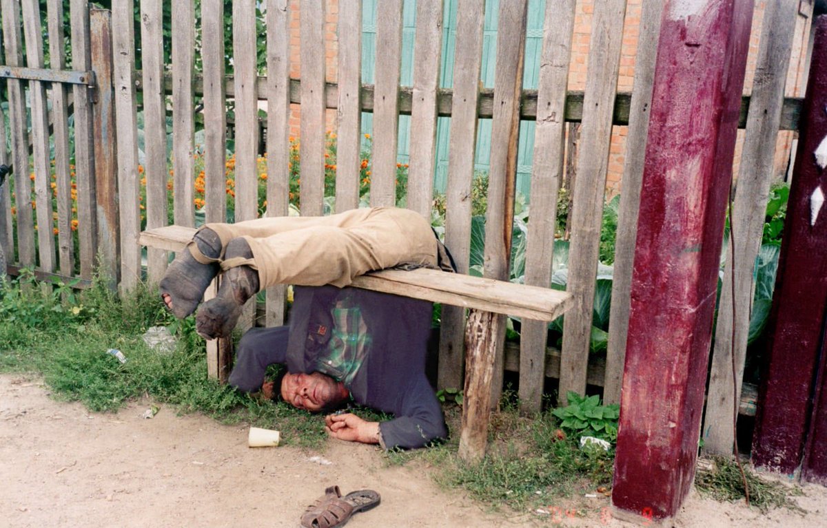 Врач перечислил точные признаки алкоголизма