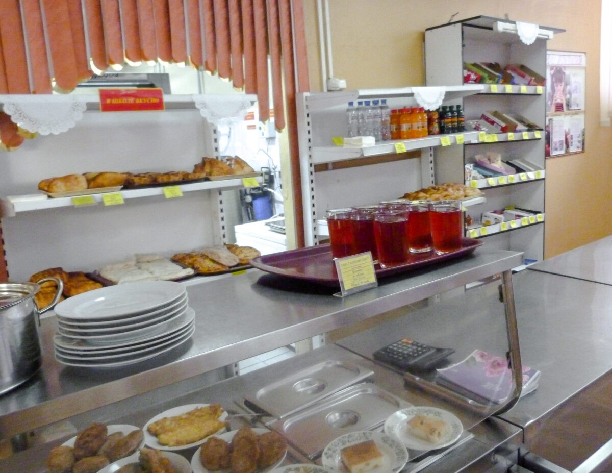 Родителям Тверской области стало проще получить бесплатное школьное питание для ребёнка