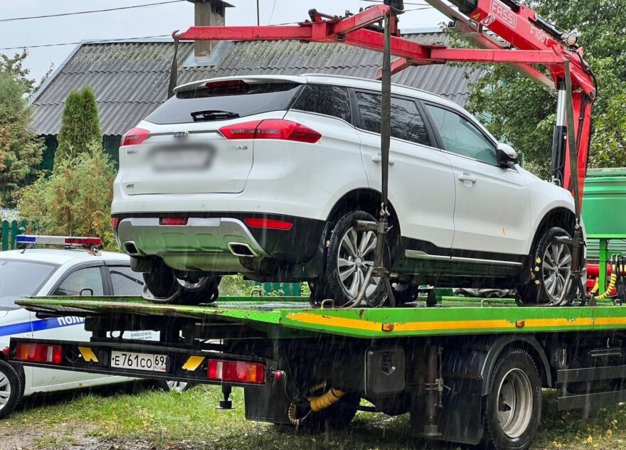 Под Тверью продолжают ездить пьяные водители