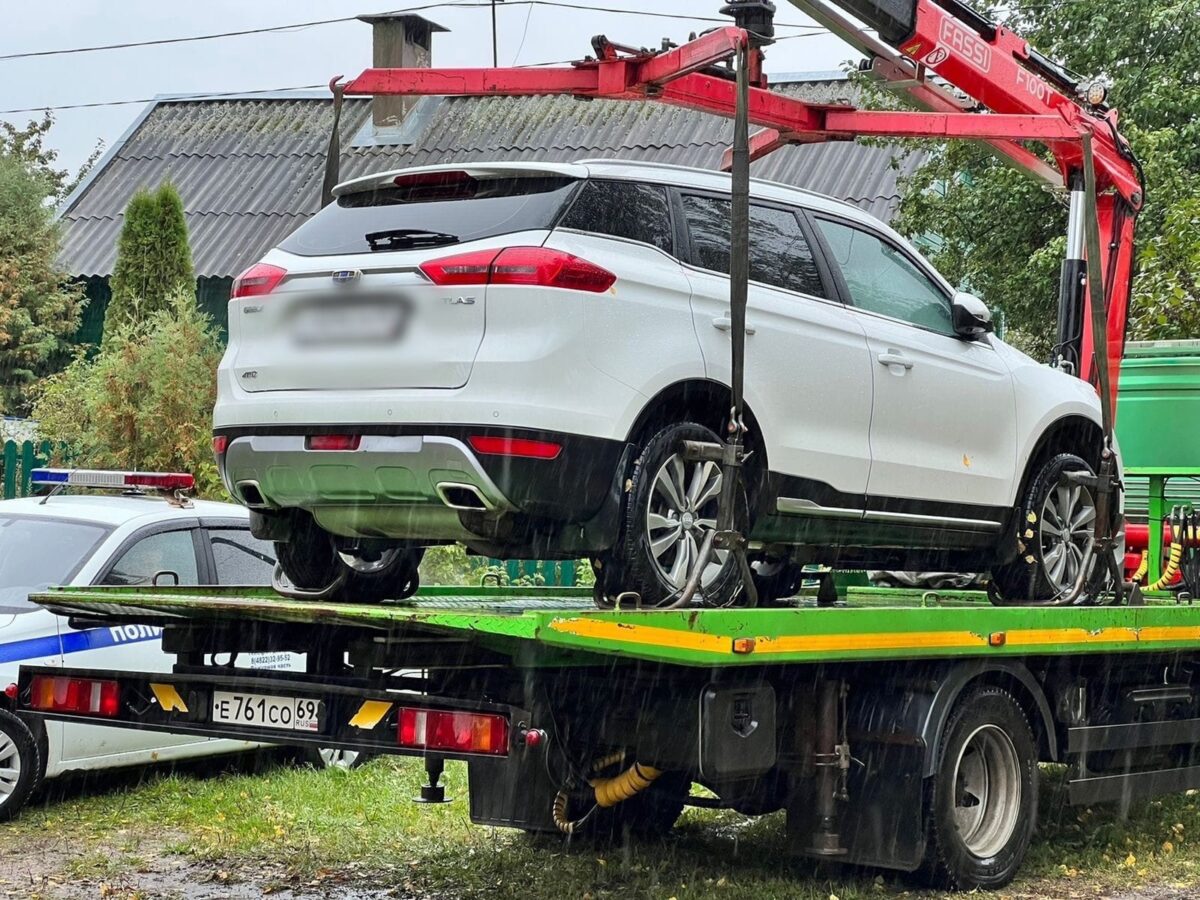 Под Тверью продолжают ездить пьяные водители