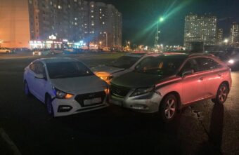 Водитель пострадал в тройном ДТП в Твери Водитель пострадал в тройном ДТП в Твери