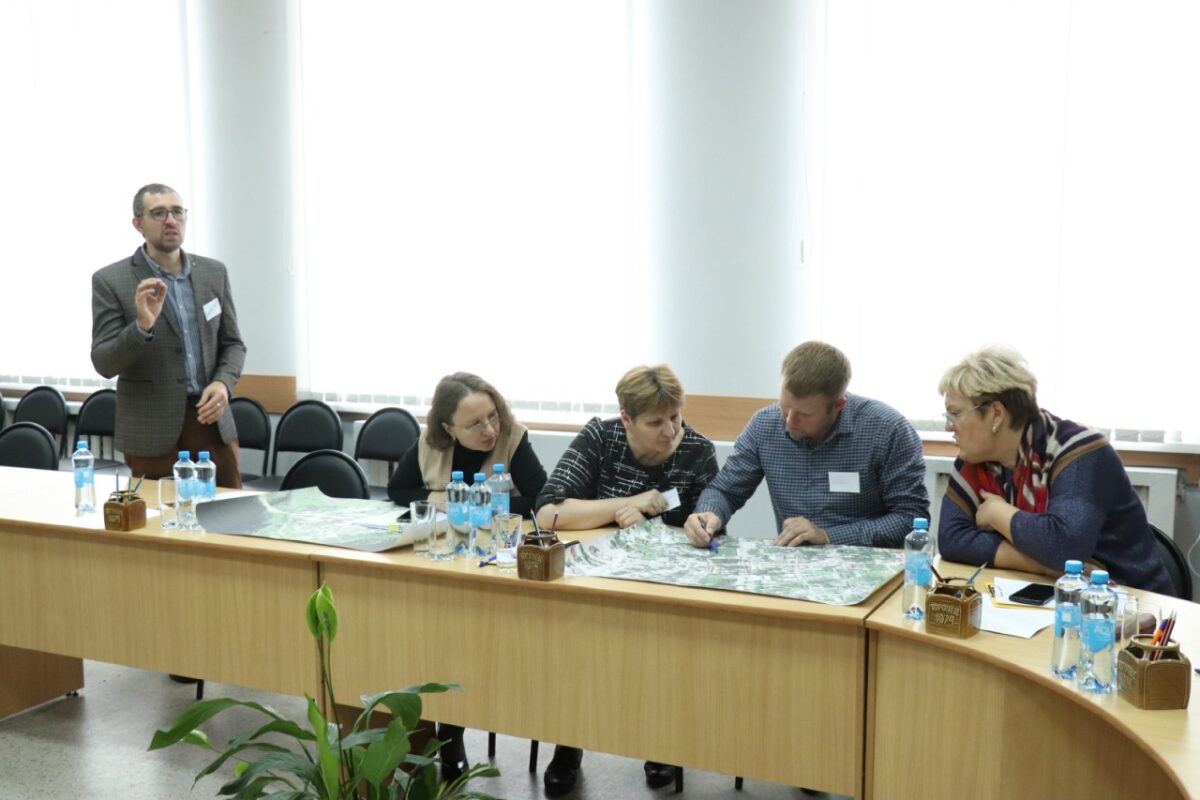 Администрация Торопецкого района обсудила стратегию развития города