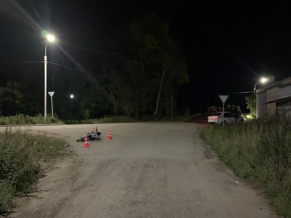 15-летний мотоциклист попал в больницу после ДТП в Тверской области