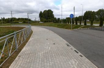 Игорь Руденя осмотрел велопешеходную  дорожку от Ржевского мемориала до железнодорожной станции