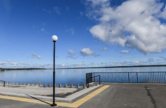 Губернатор Игорь Руденя в Осташкове осмотрел объекты ремонта и благоустройства