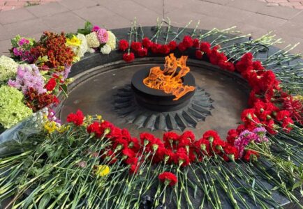 В Твери прошла акция «Молодежь против террора!»