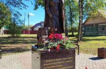 В Тверской области открыли памятник медсестре полевых и тыловых госпиталей В Тверской области открыли памятник медсестре полевых и тыловых госпиталей