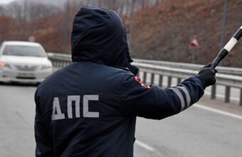 ГИБДД разрешит россиянам предъявлять электронные водительские права ГИБДД разрешит россиянам предъявлять электронные водительские права