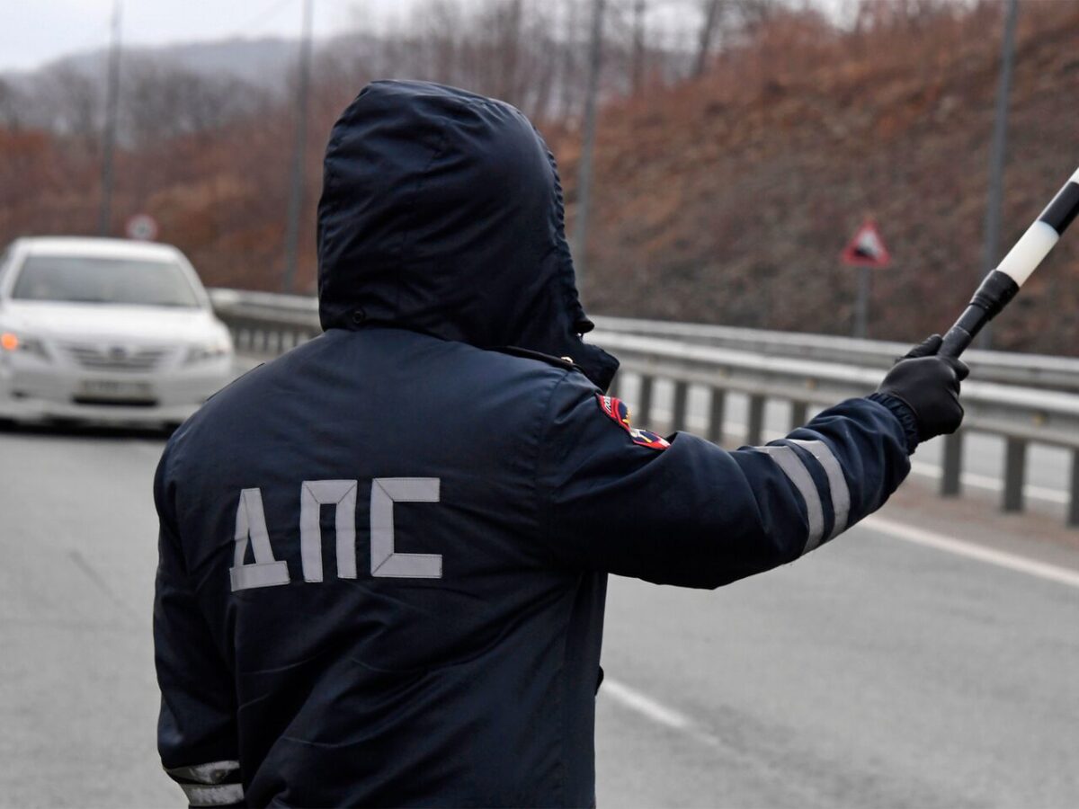 ГИБДД разрешит россиянам предъявлять электронные водительские права ГИБДД разрешит россиянам предъявлять электронные водительские права