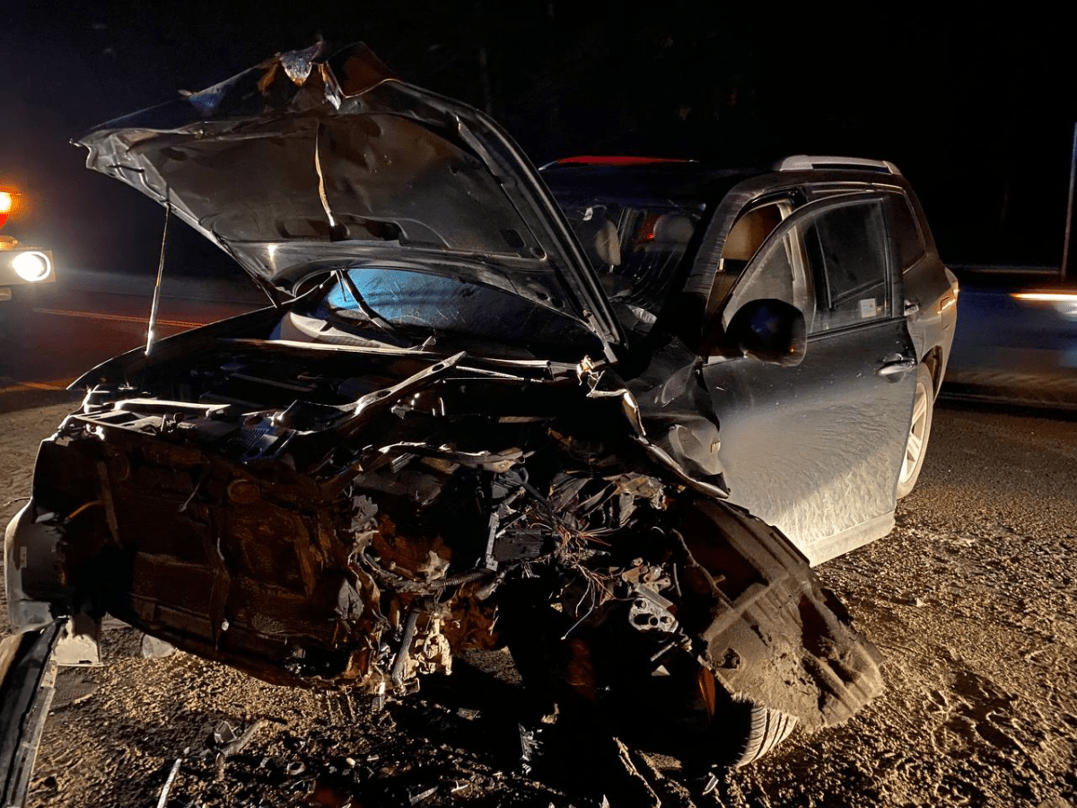 В Тверской области мужчина выехал на встречную полосу и врезался в Мерседес