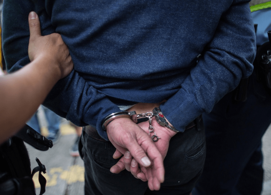 В Тверской области мужчину посадят за кражу 5 бутылок настойки